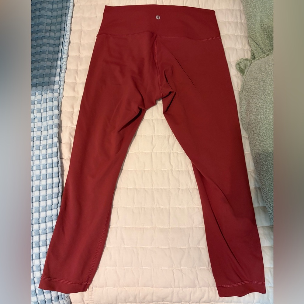 Lululemon cropped legging - mulled wine - 23”